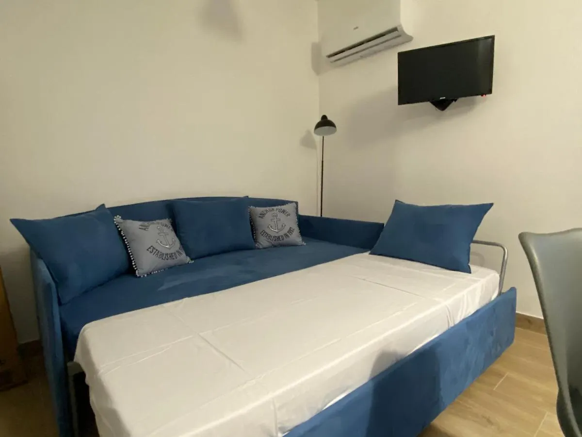 펜션 Zefiro&Levante1 Residence Luce Del Mare 산비토로카포
